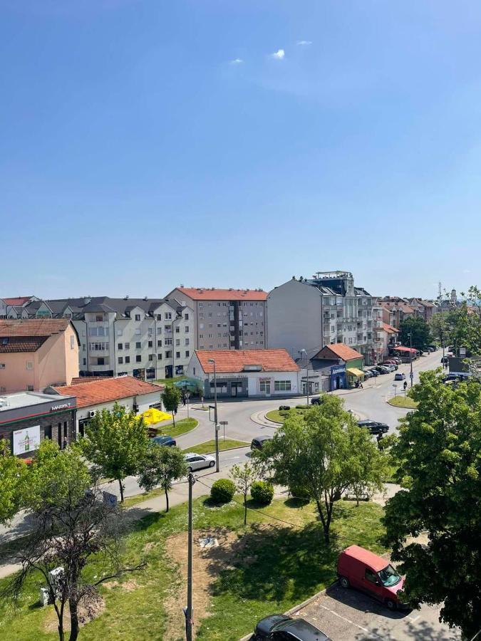 Penny Stan Na Dan Leilighet Bijeljina Eksteriør bilde